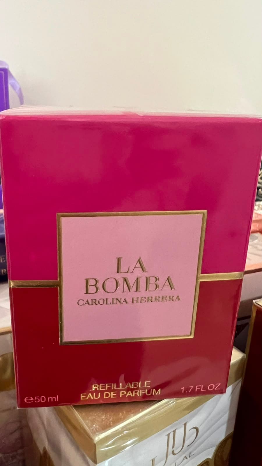 Carolina Herrera La Bomba