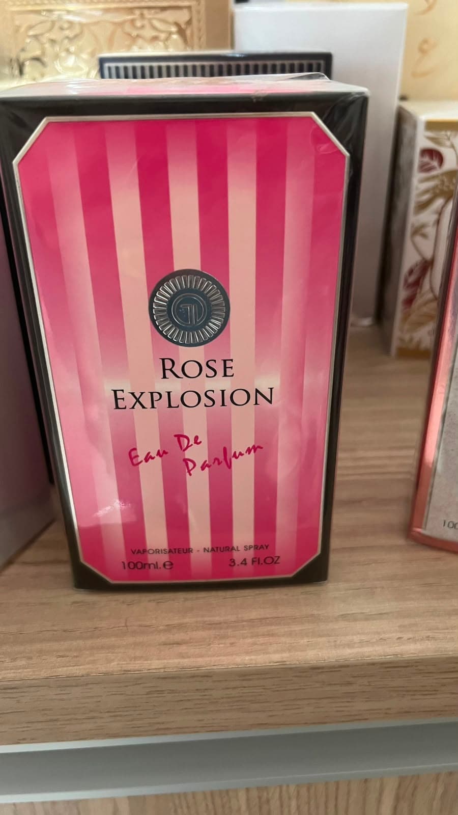 Grandeur Rose Explosion